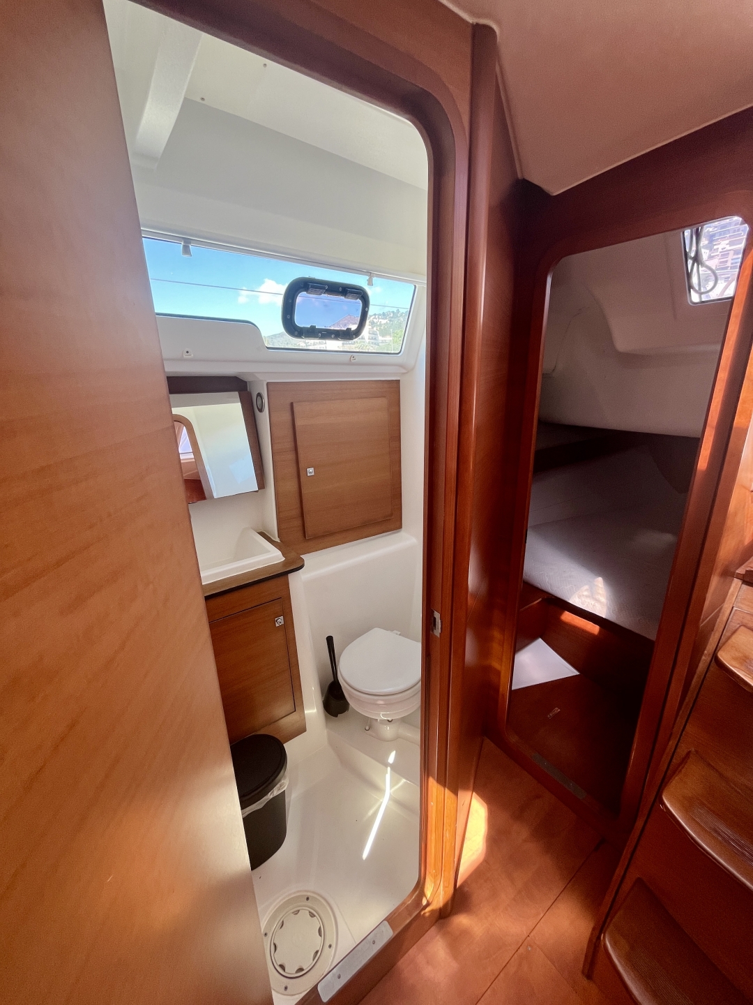 Picture 8 of announcement 12901