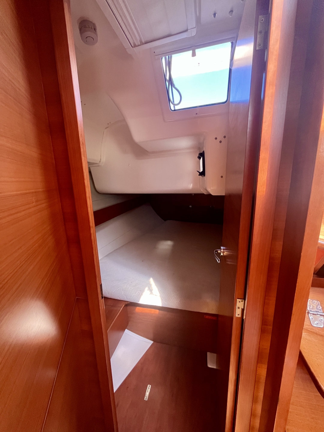 Picture 9 of announcement 12902