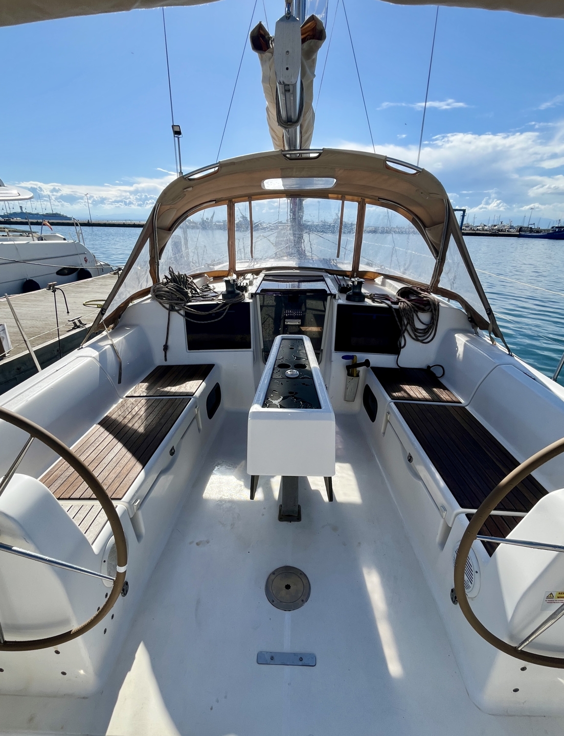 Picture 12 of announcement 12909