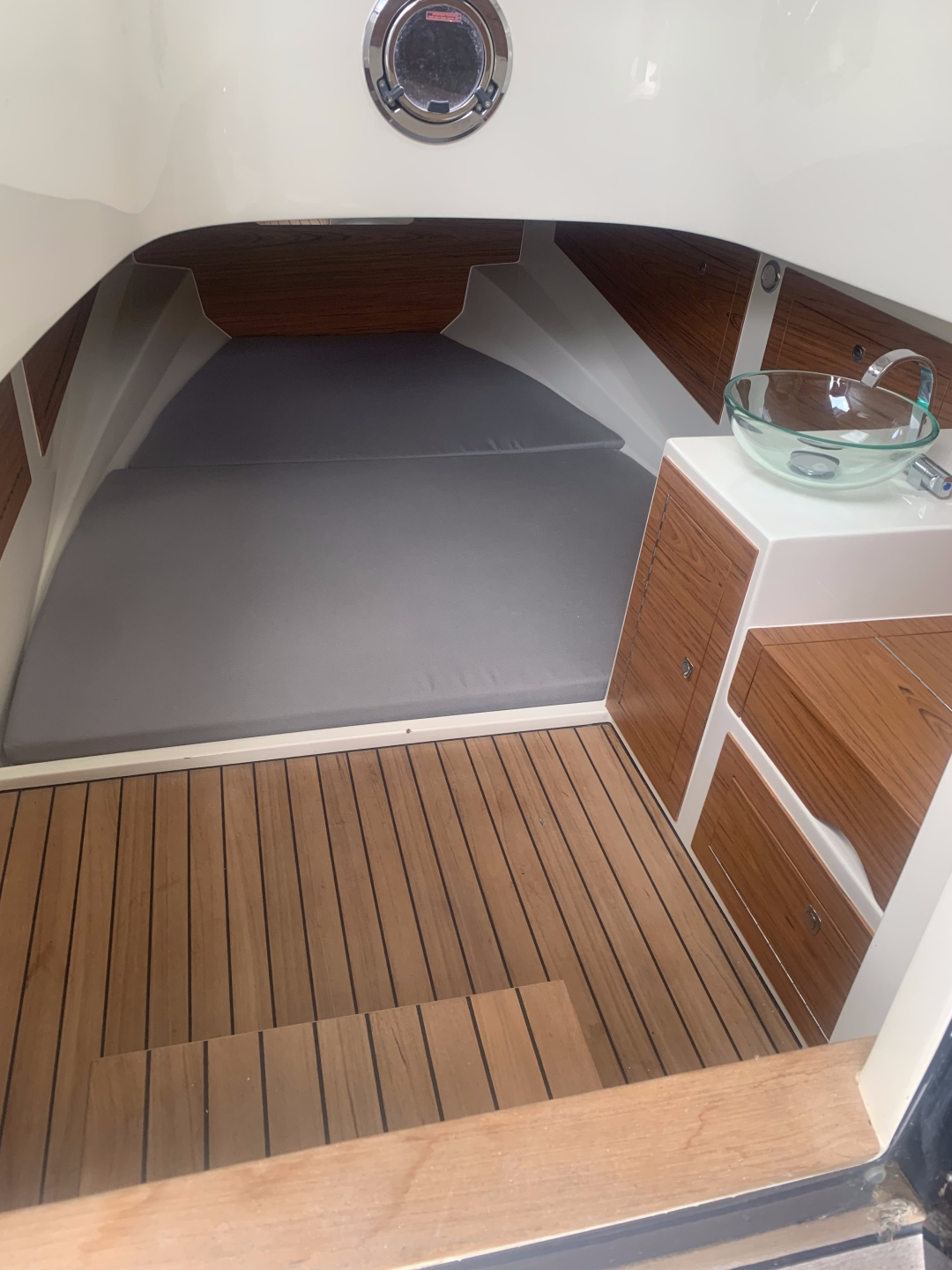 Picture 8 of announcement 13369