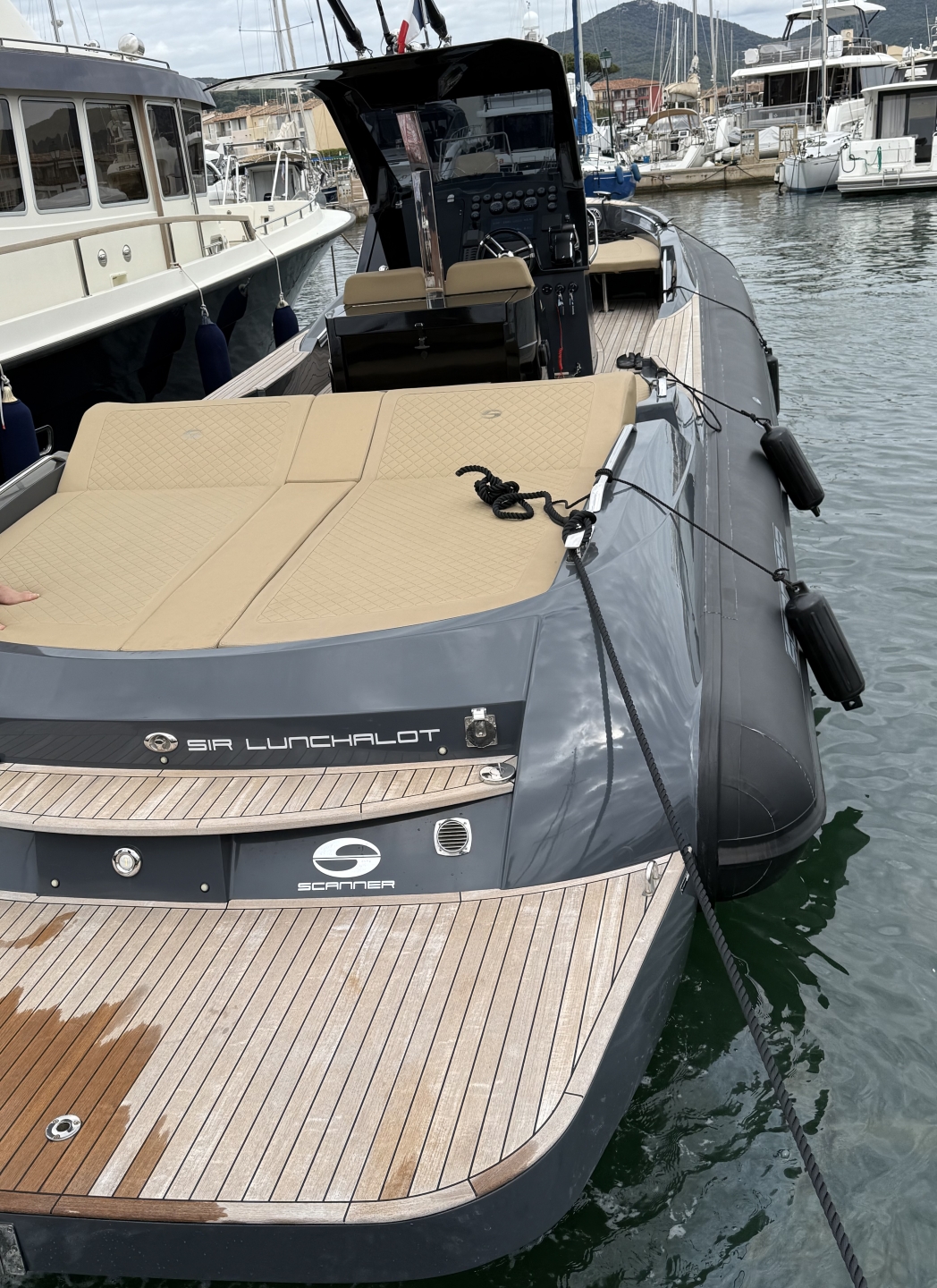 Picture 7 of announcement 13376