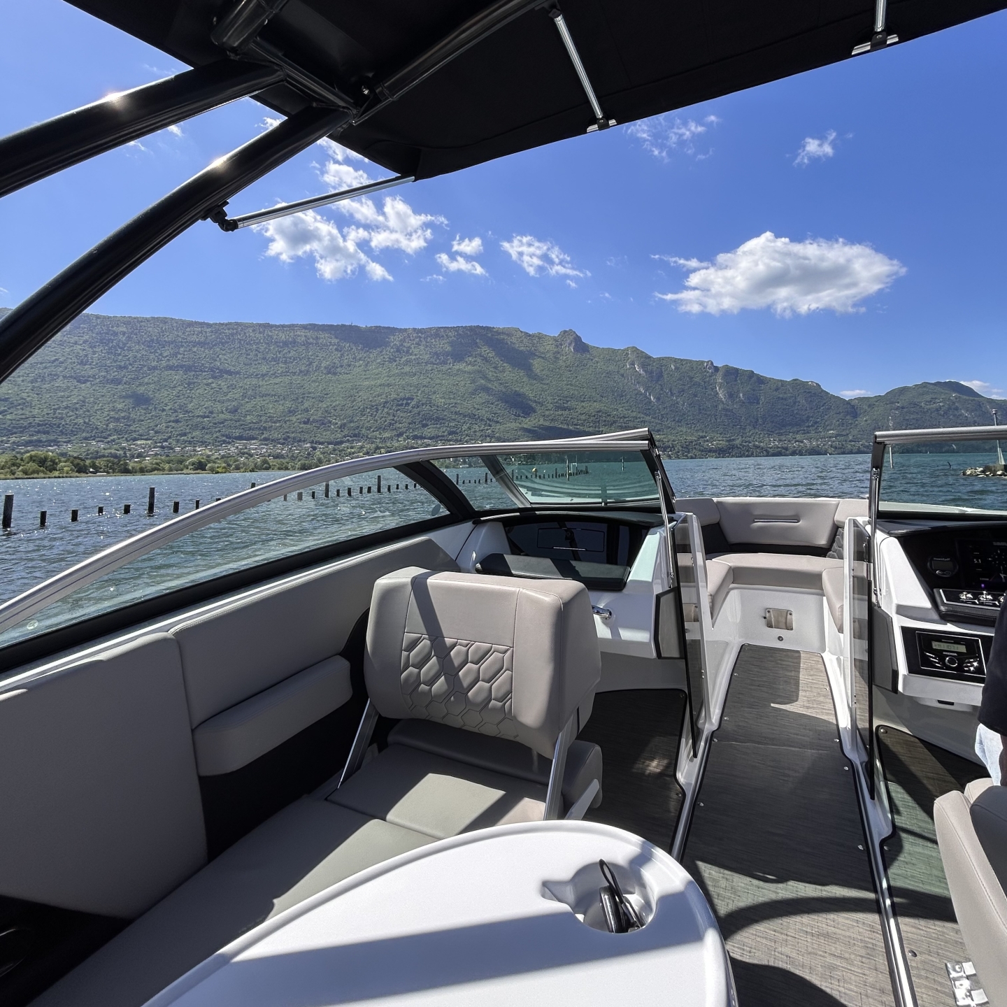 Picture 12 of announcement 14666