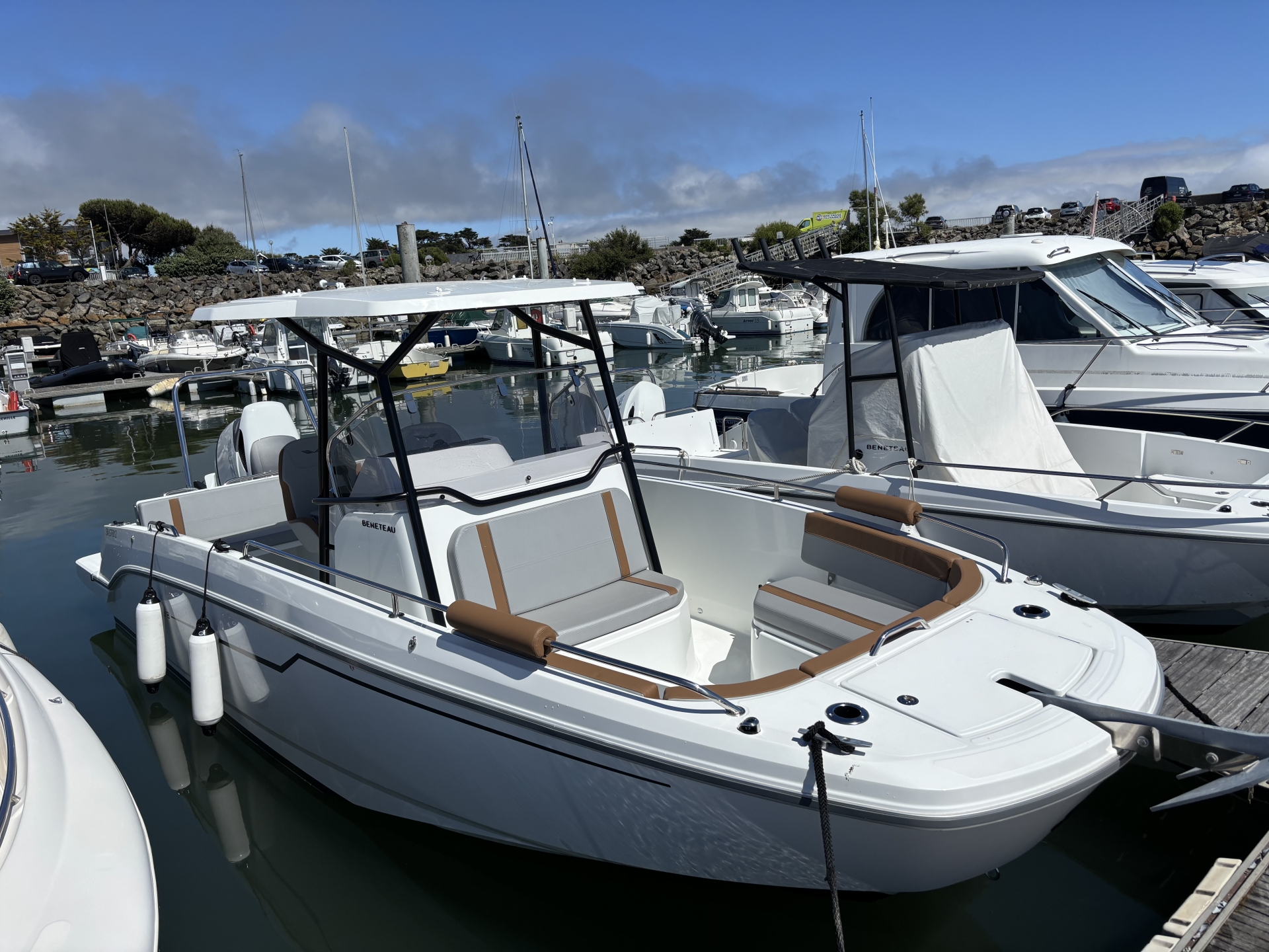 main picture announcement