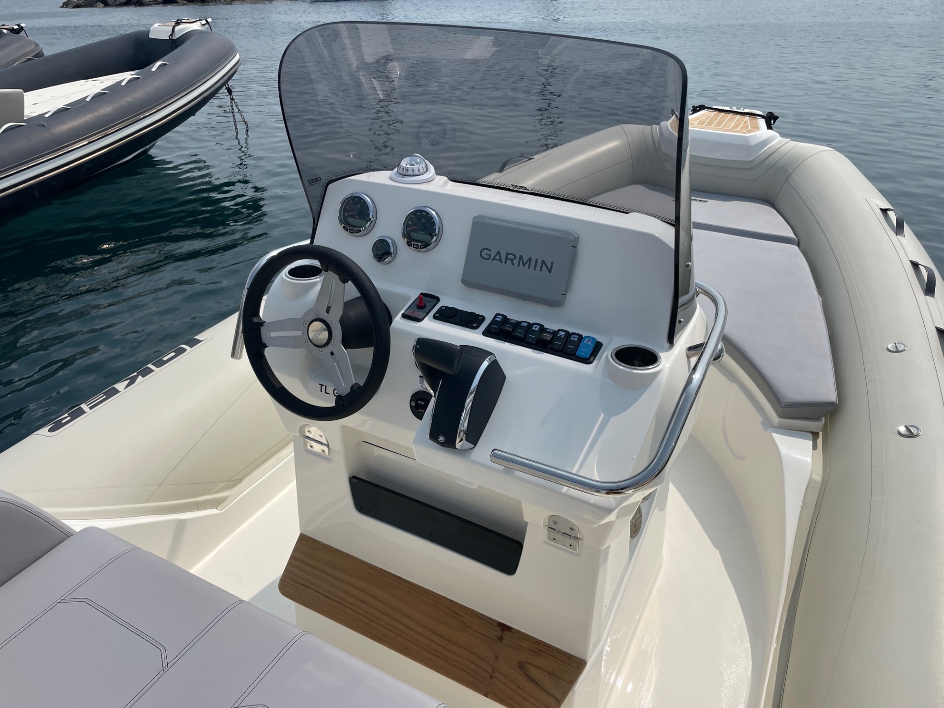 Picture 8 of announcement 29671