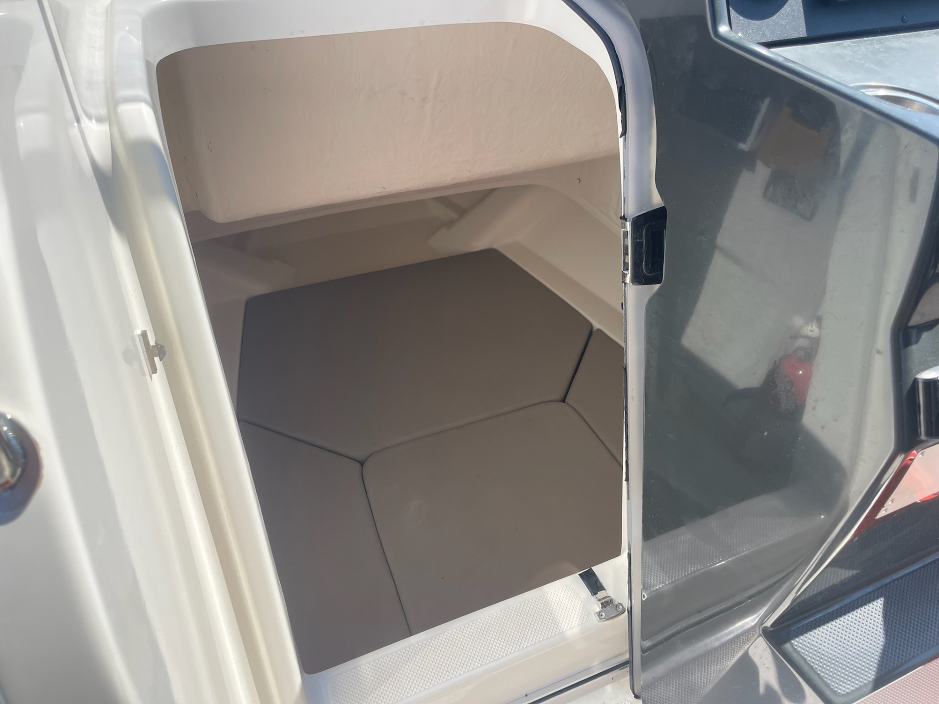 Picture 5 of announcement 18455