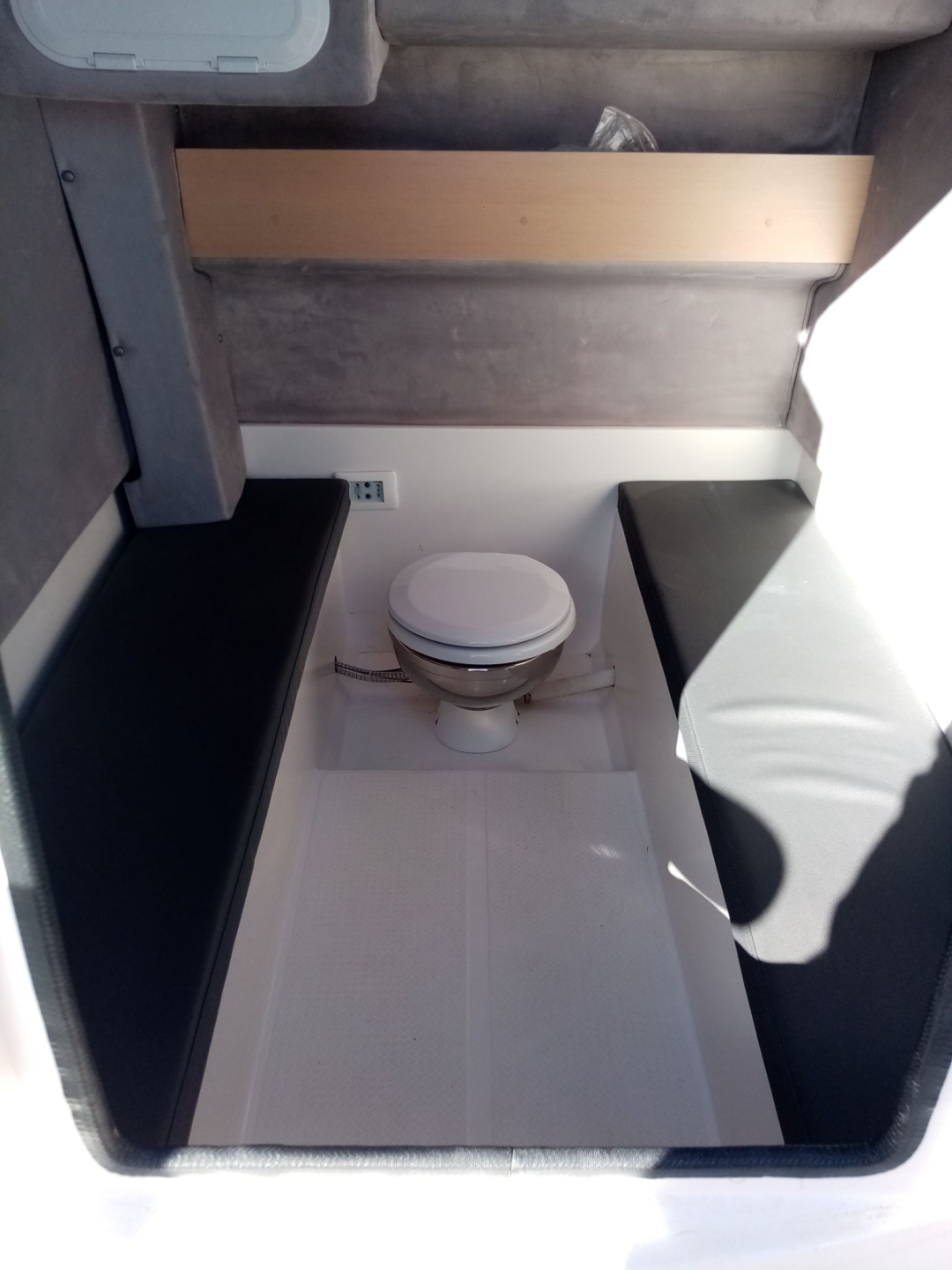 Picture 9 of announcement 18948