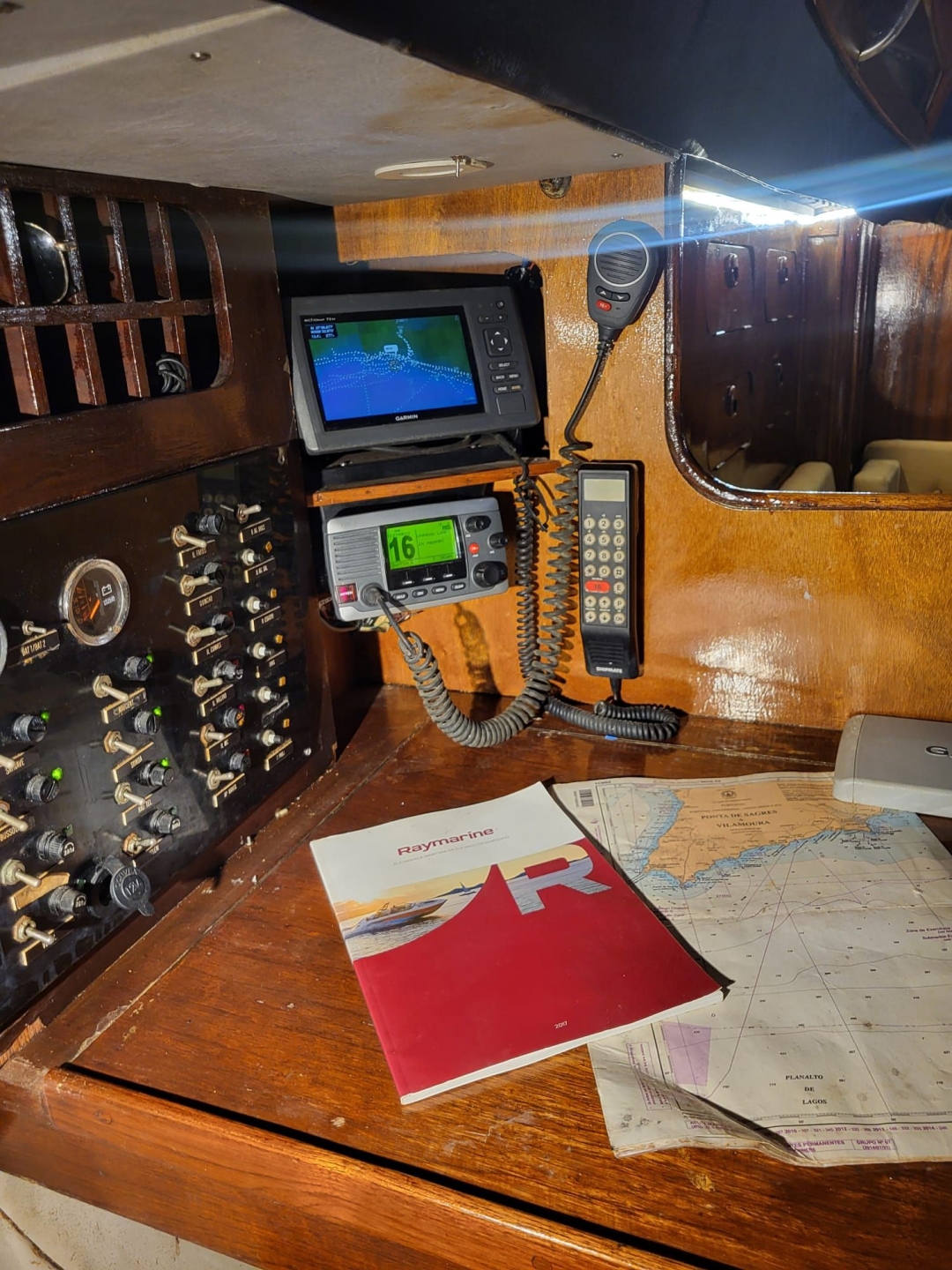 Picture 15 of announcement 19070