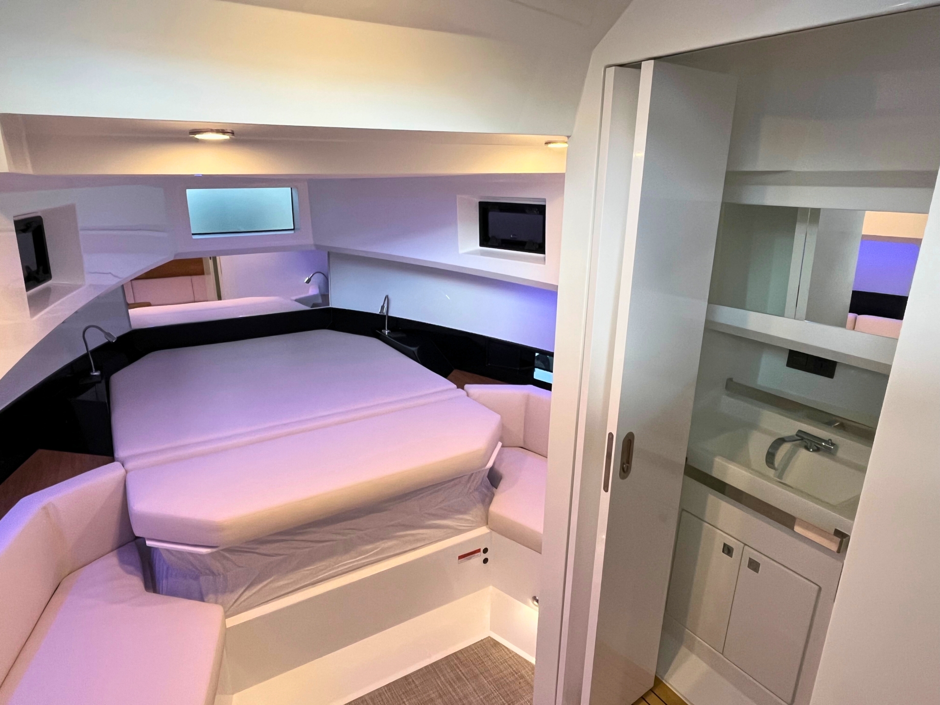 Picture 7 of announcement 19264