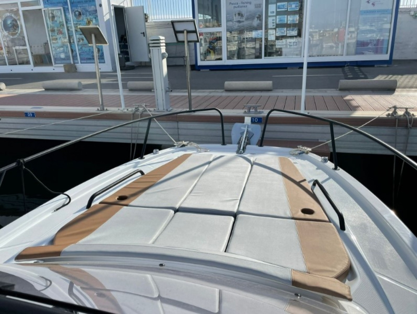 Picture 9 of announcement 19717