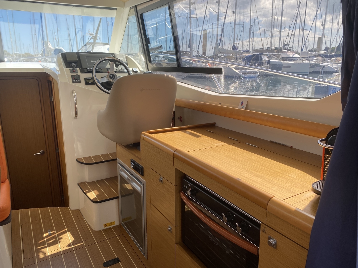 Picture 8 of announcement 20505