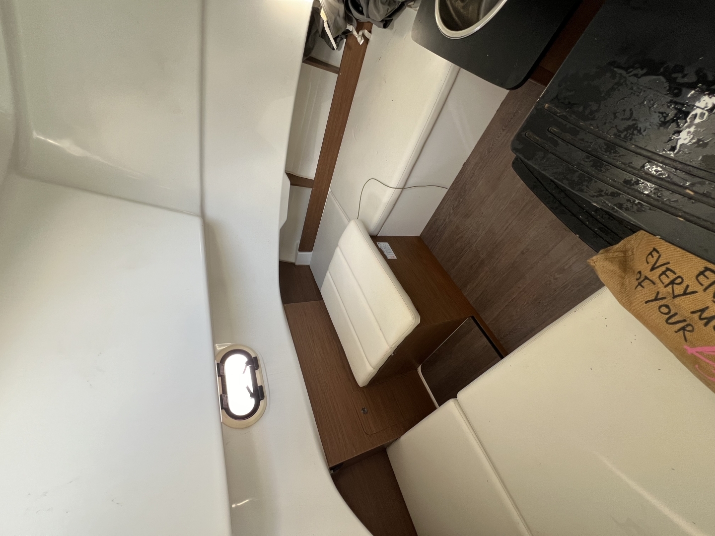 Picture 7 of announcement 21798