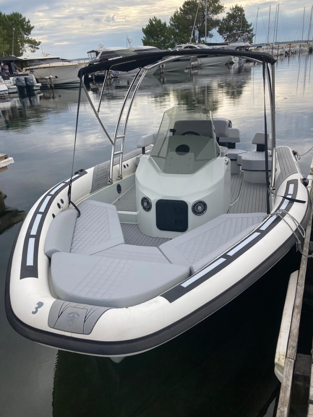 main picture announcement