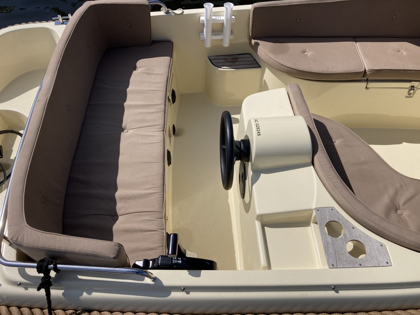 Picture 10 of announcement 22371