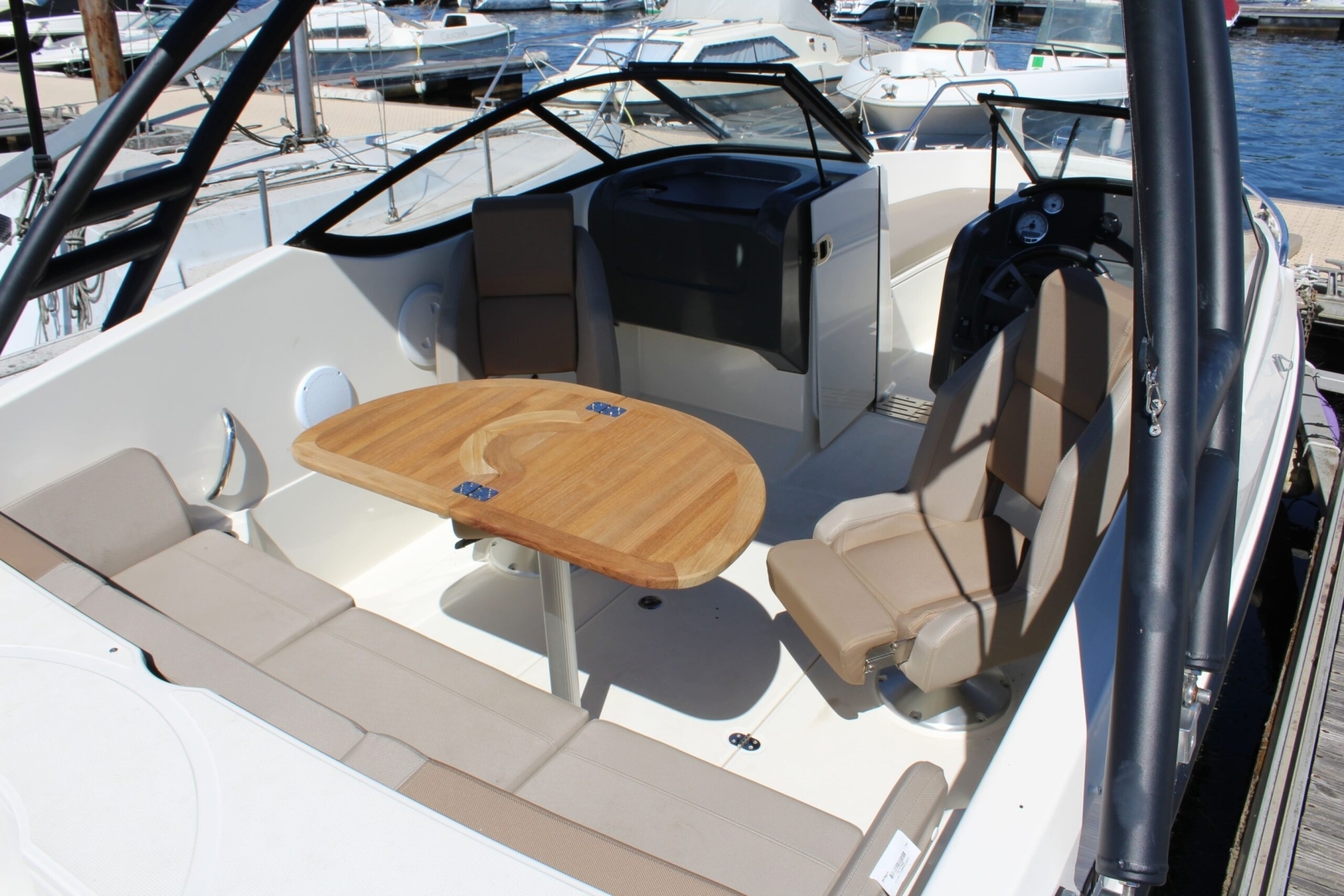 Picture 9 of announcement 22398