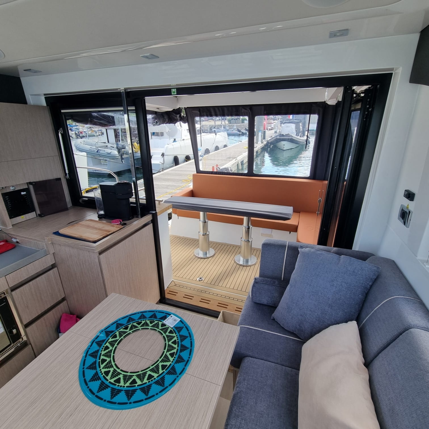 Picture 11 of announcement 22682