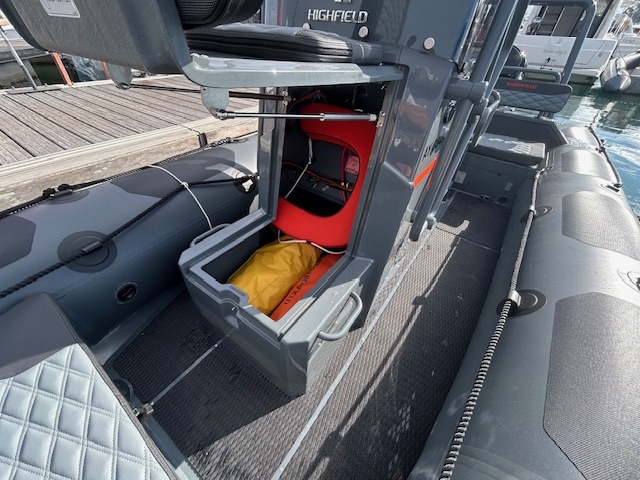 Picture 16 of announcement 22752