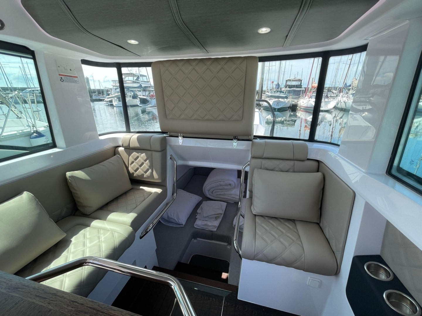 Picture 4 of announcement 23908