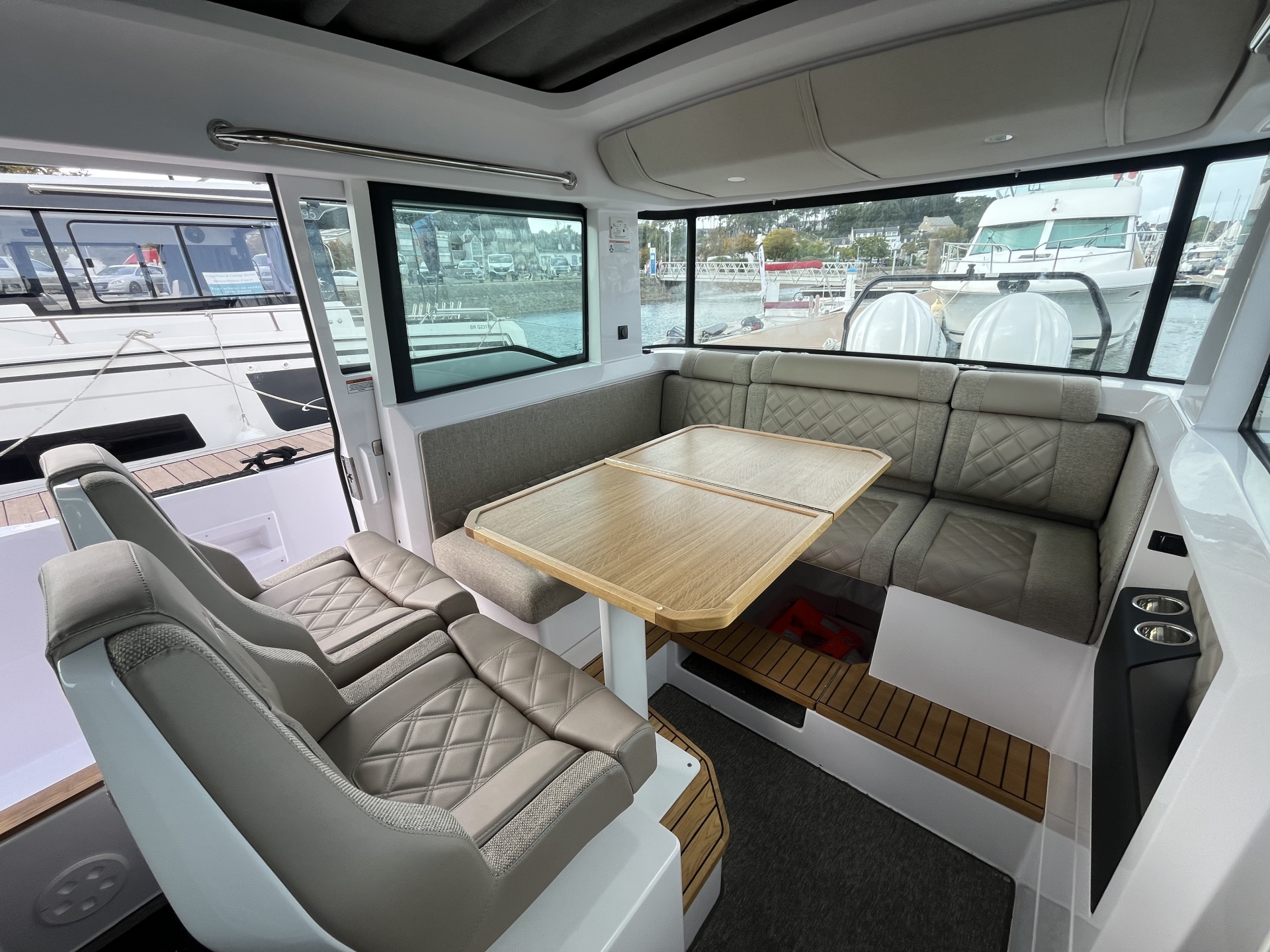 Picture 12 of announcement 23920