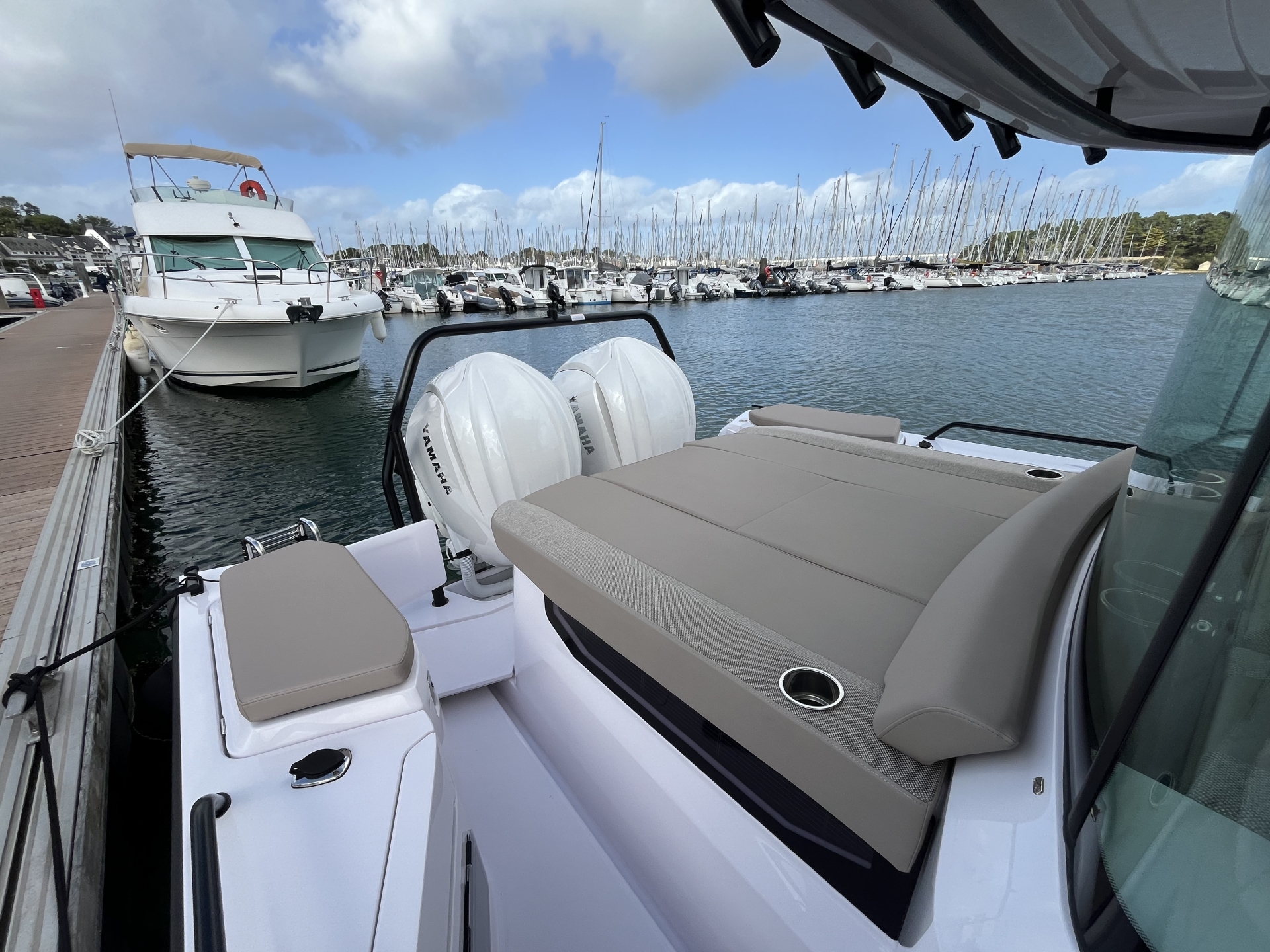 Picture 17 of announcement 23925