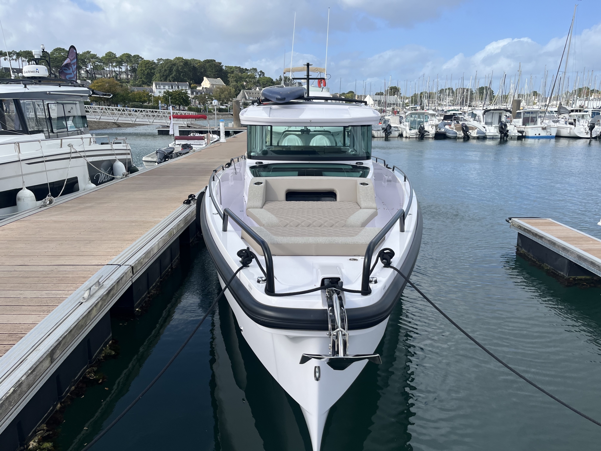 Picture 21 of announcement 23929