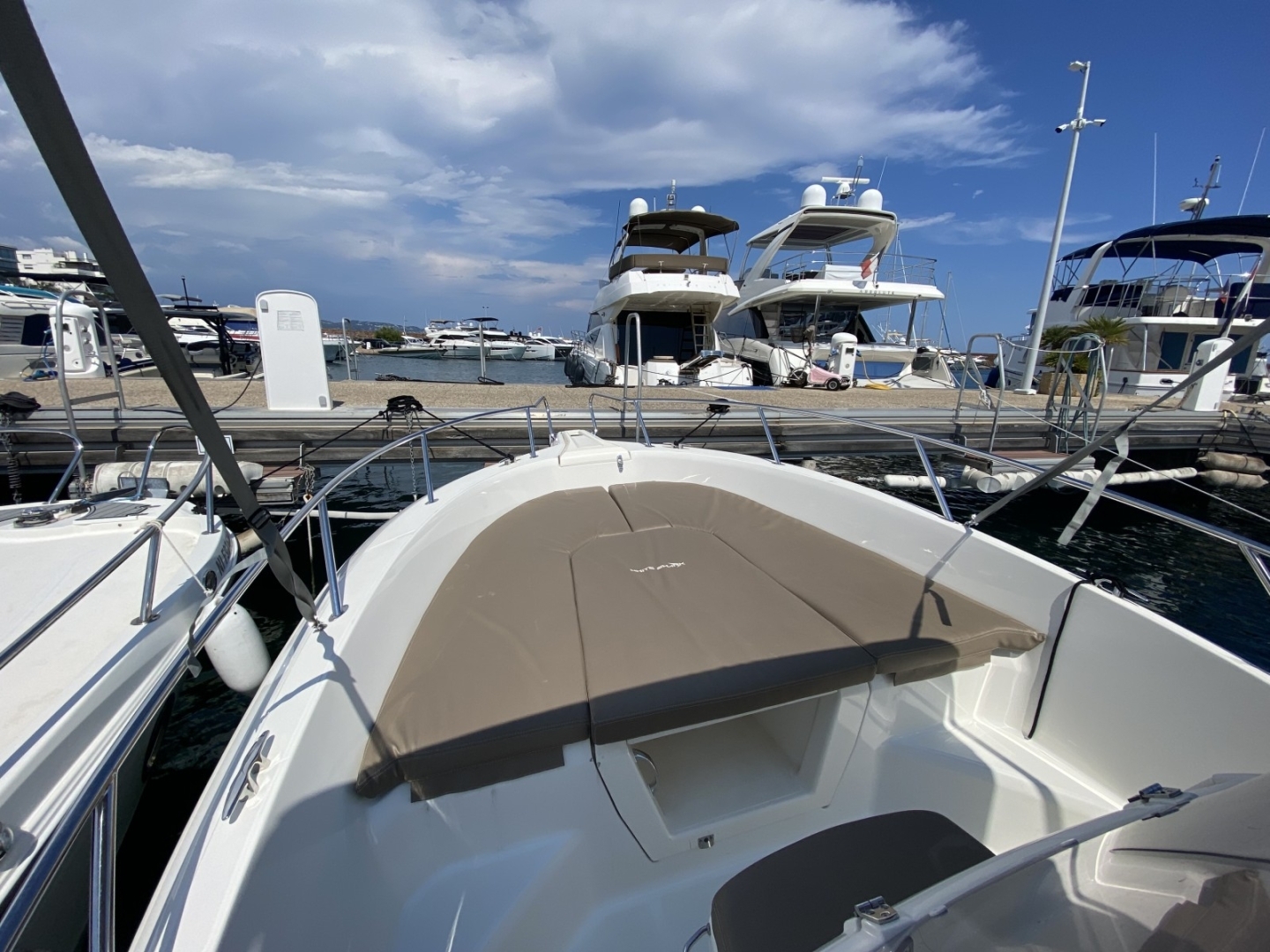 Picture 3 of announcement 27476