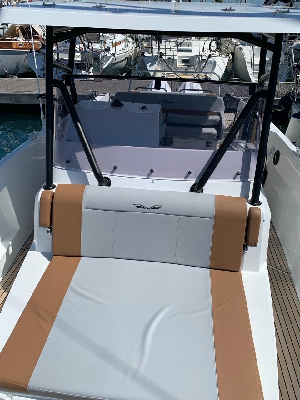 Picture 7 of announcement 28074