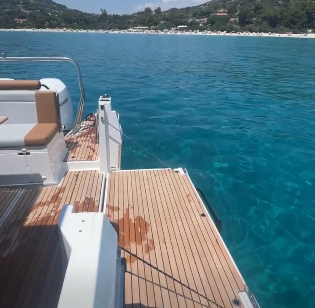 Picture 2 of announcement 28077