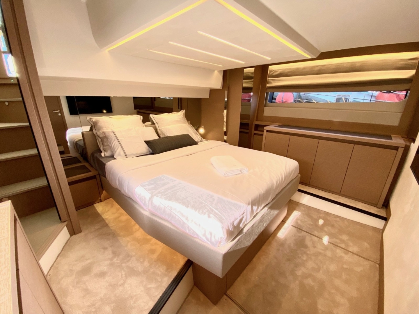 Picture 10 of announcement 28282