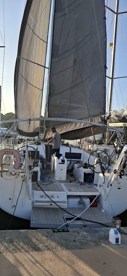 Picture 9 of announcement 28303