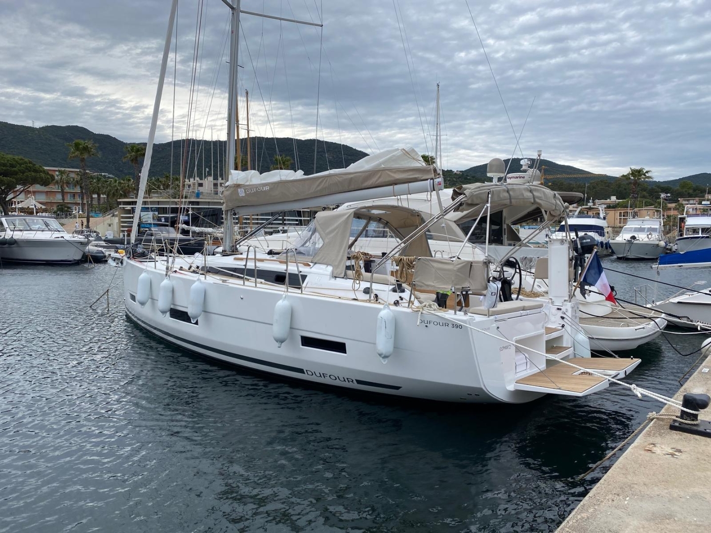 Picture 12 of announcement 28318