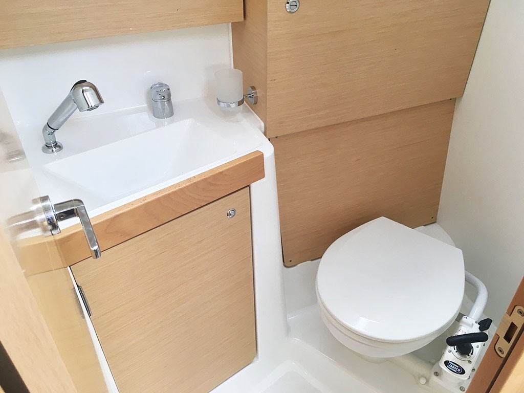 Picture 12 of announcement 28726