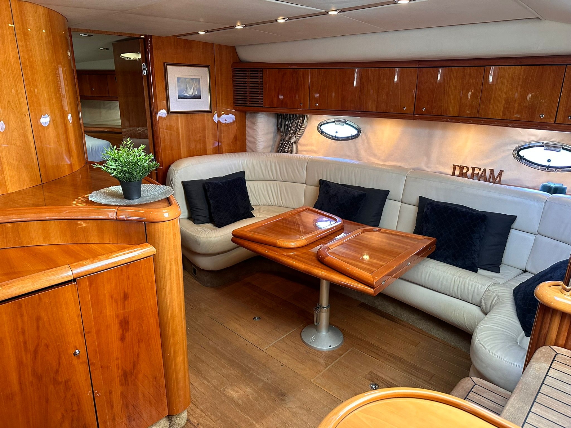 Picture 6 of announcement 29361