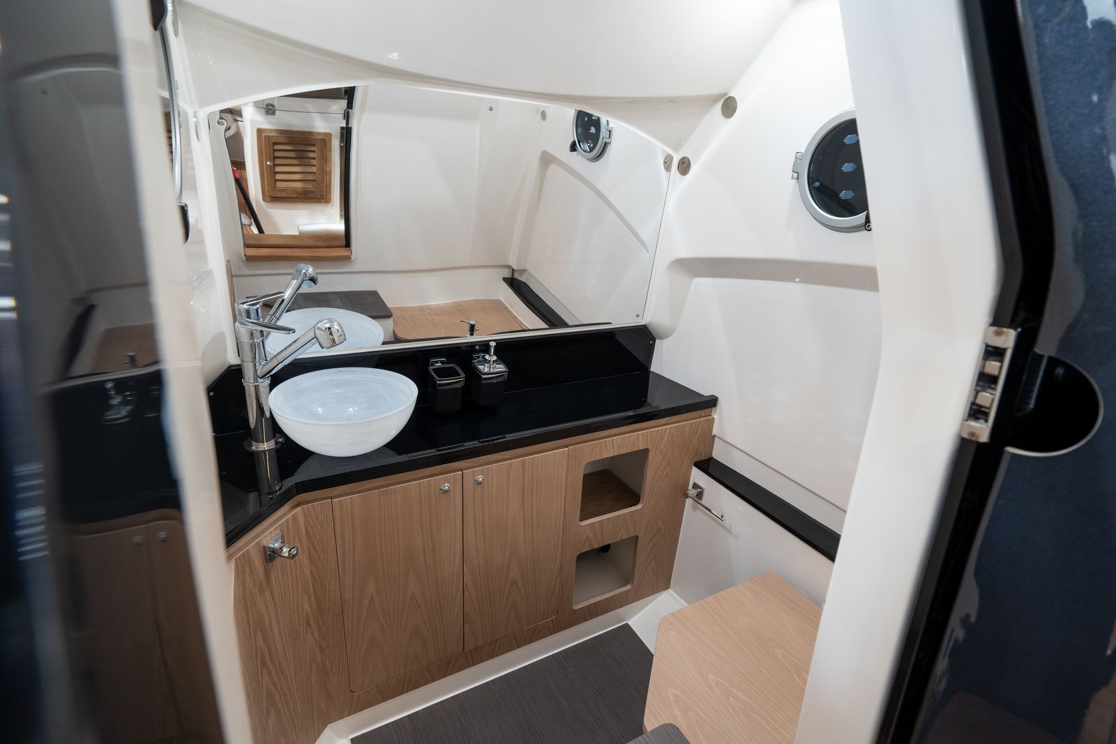 Picture 2 of announcement 29379