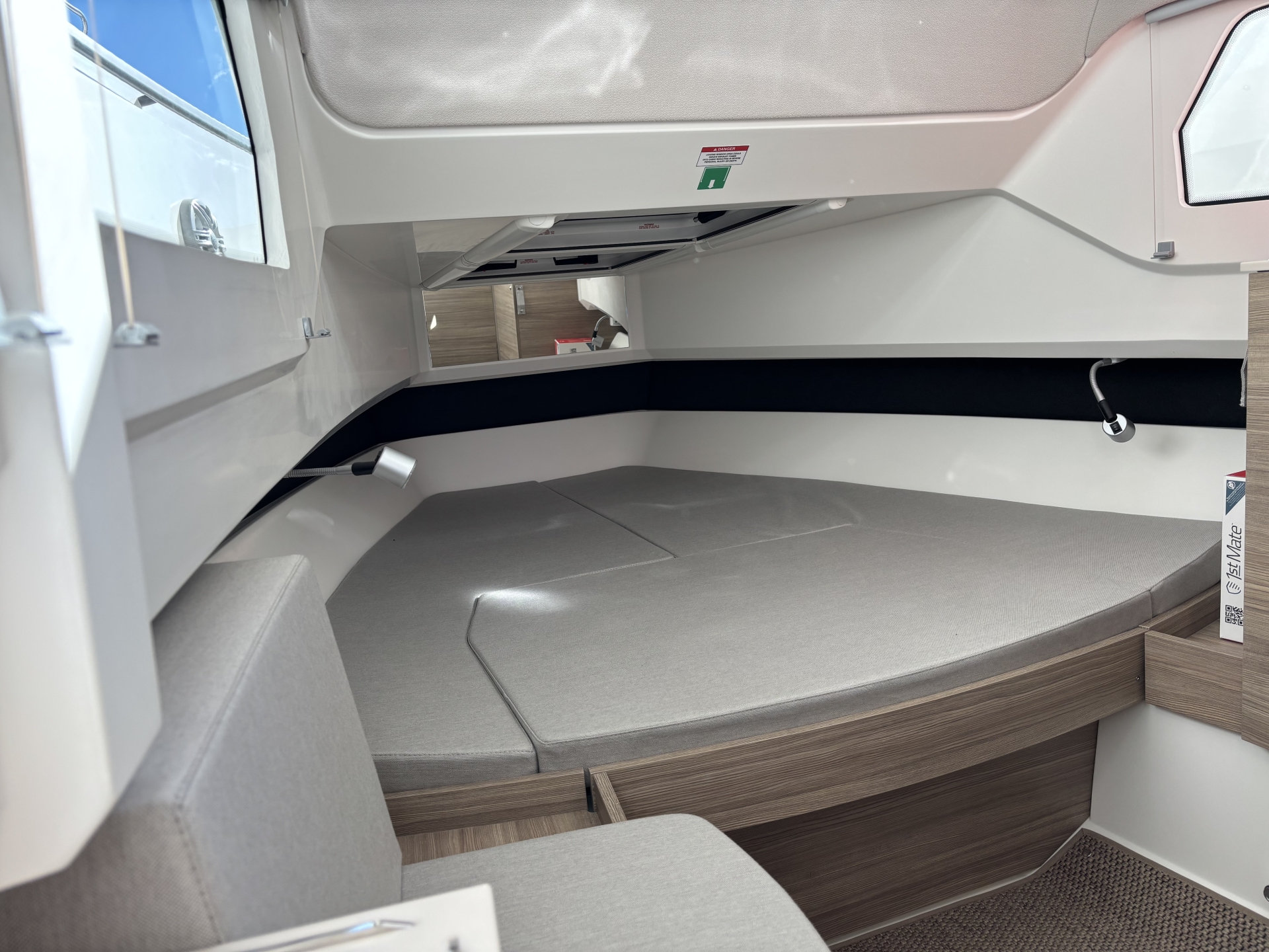 Picture 24 of announcement 29395