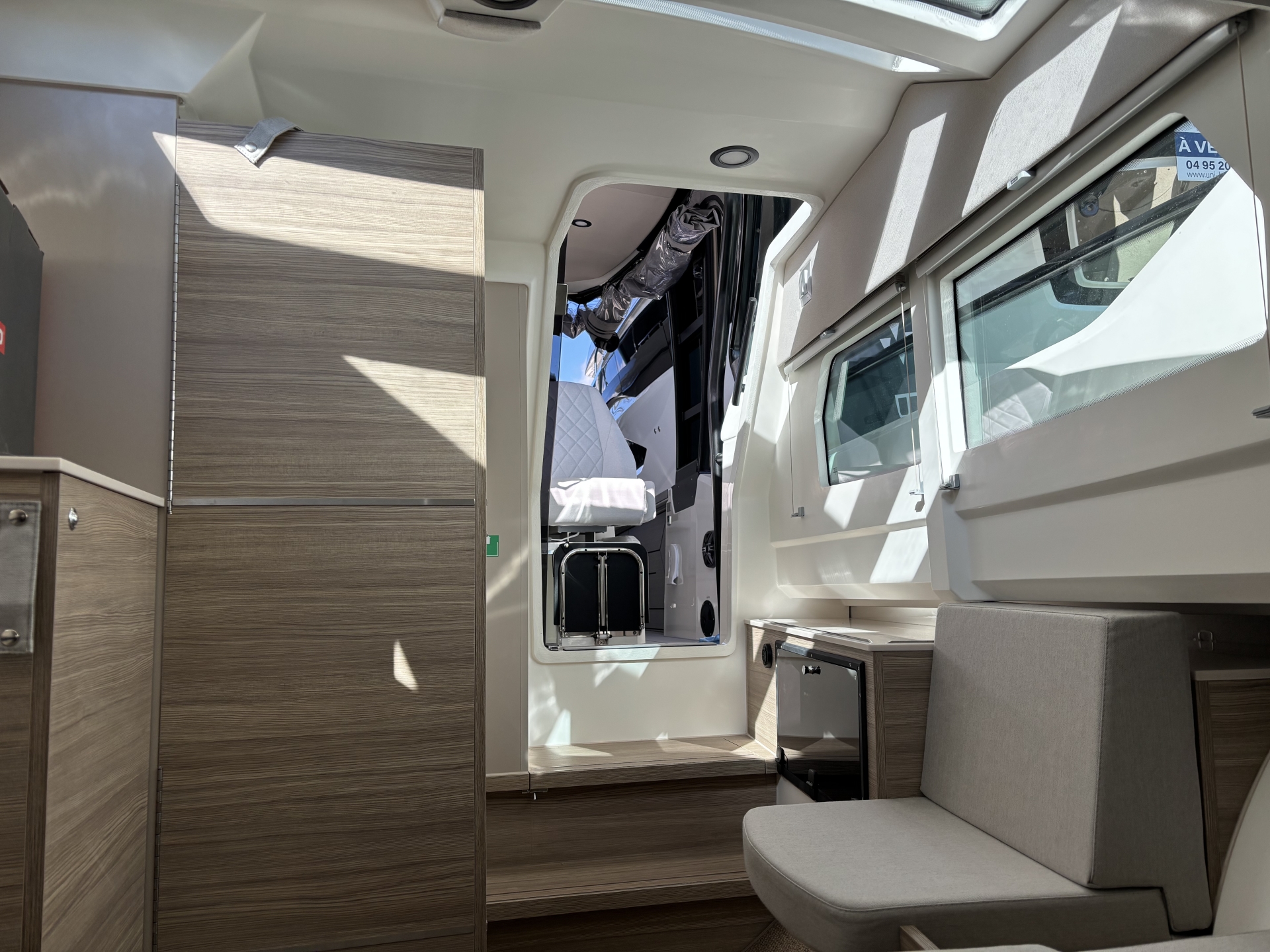 Picture 21 of announcement 29396