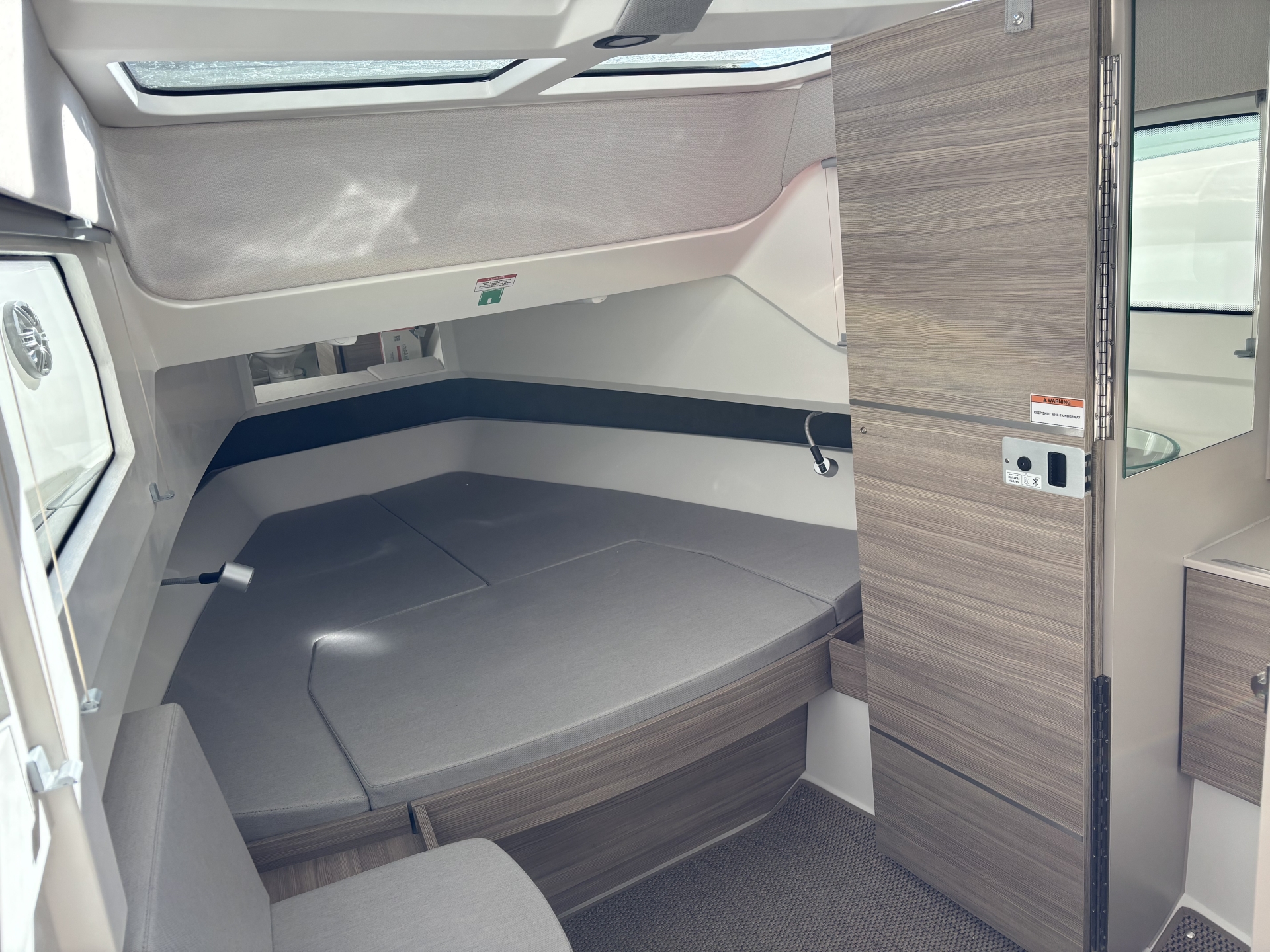 Picture 23 of announcement 29398