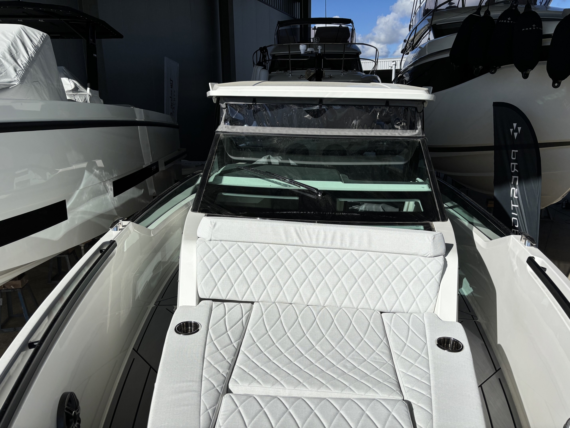 Picture 17 of announcement 29410