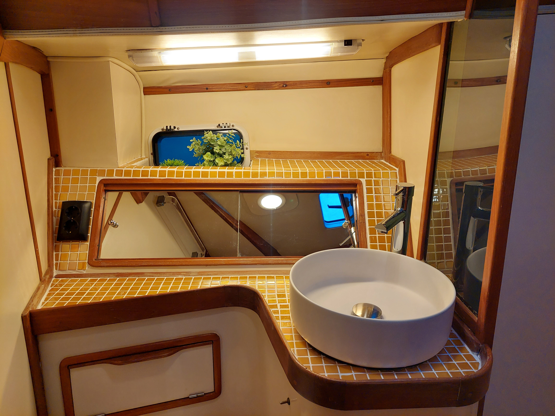 Picture 14 of announcement 29789