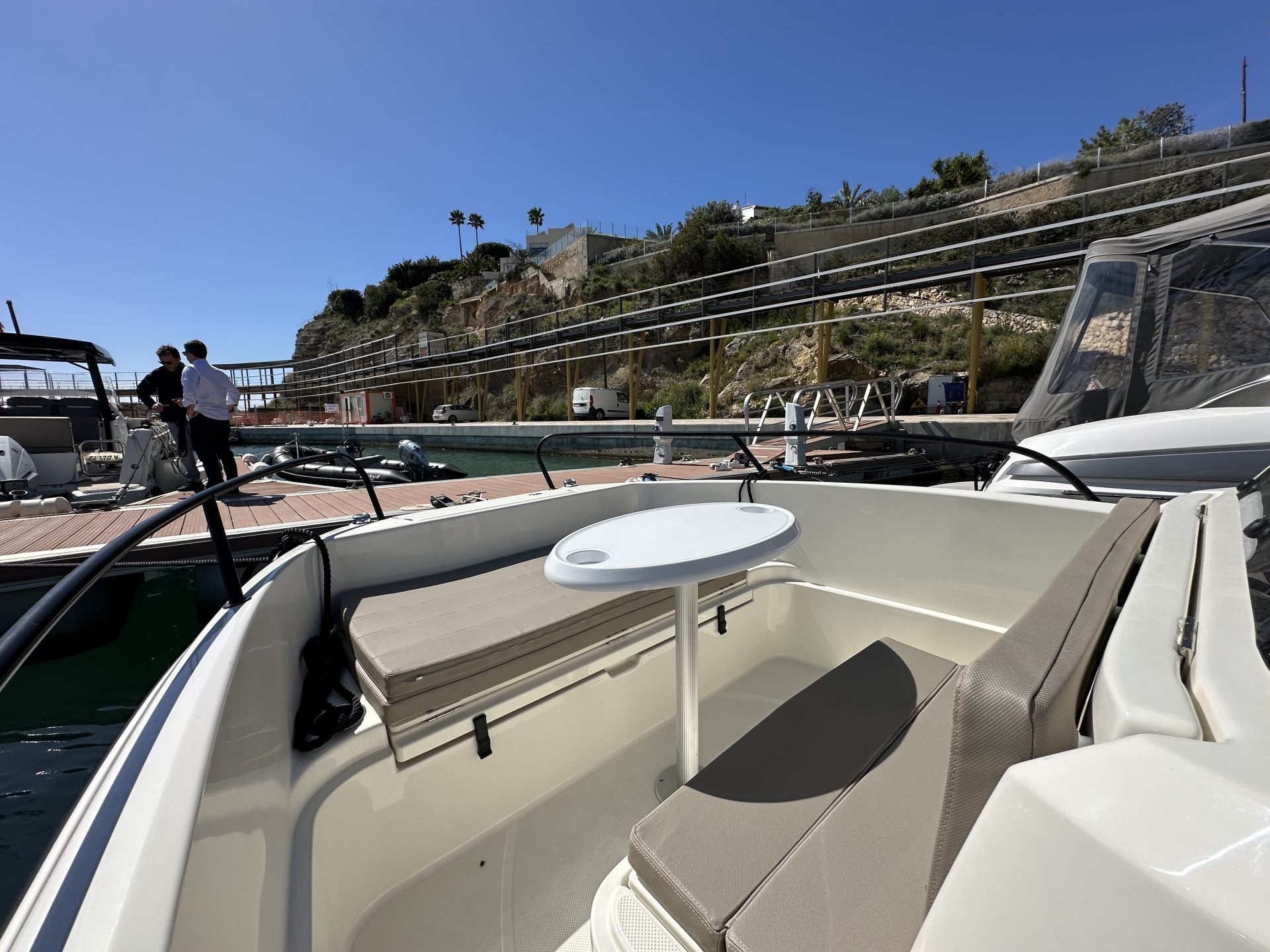 Picture 11 of announcement 29843