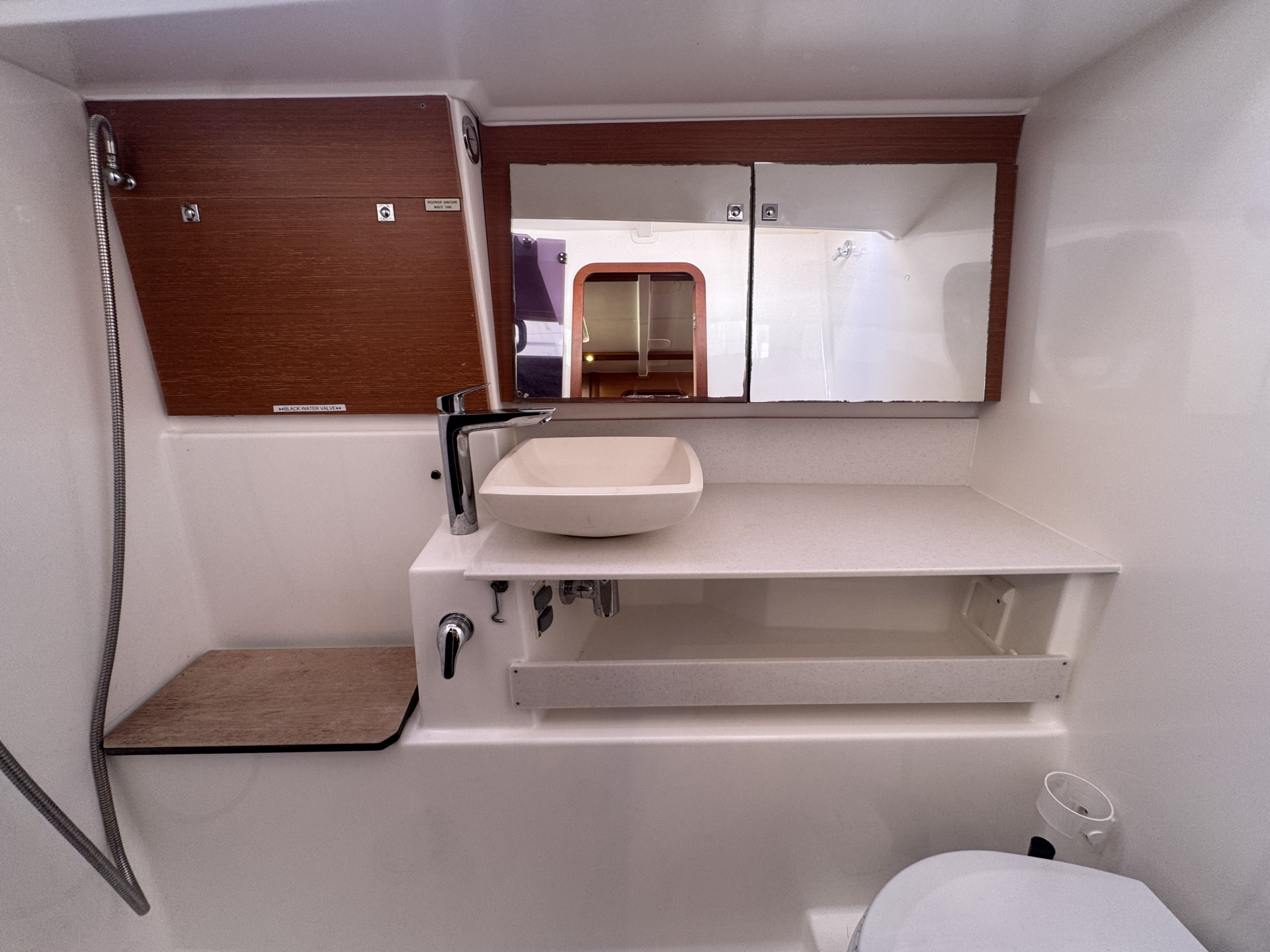 Picture 12 of announcement 29944