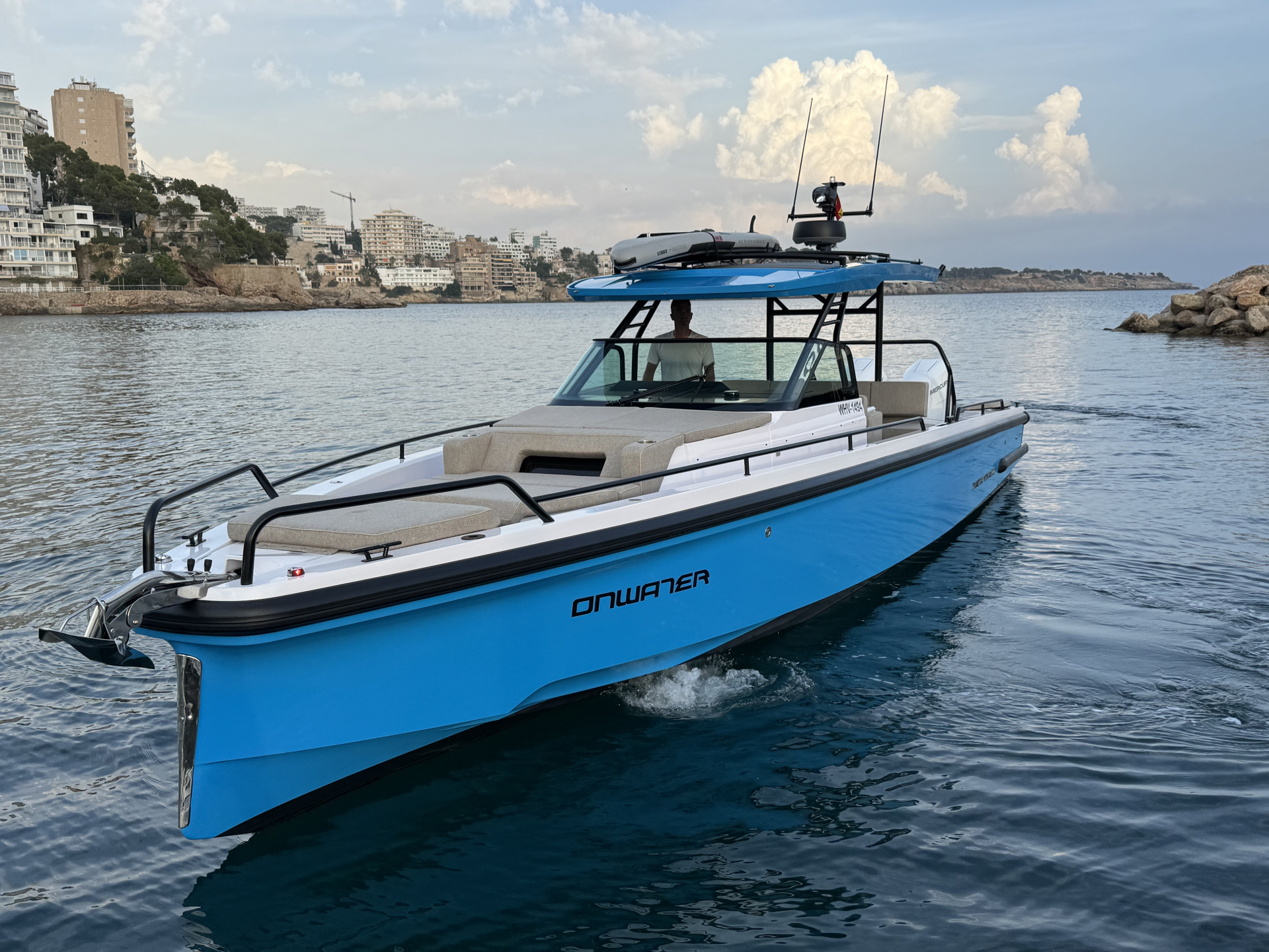 main picture announcement