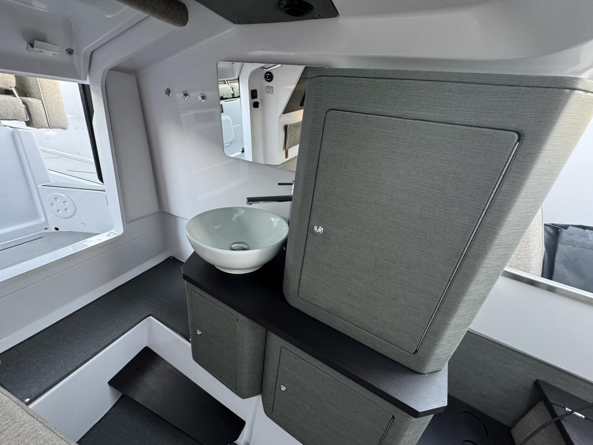 Picture 14 of announcement 30230