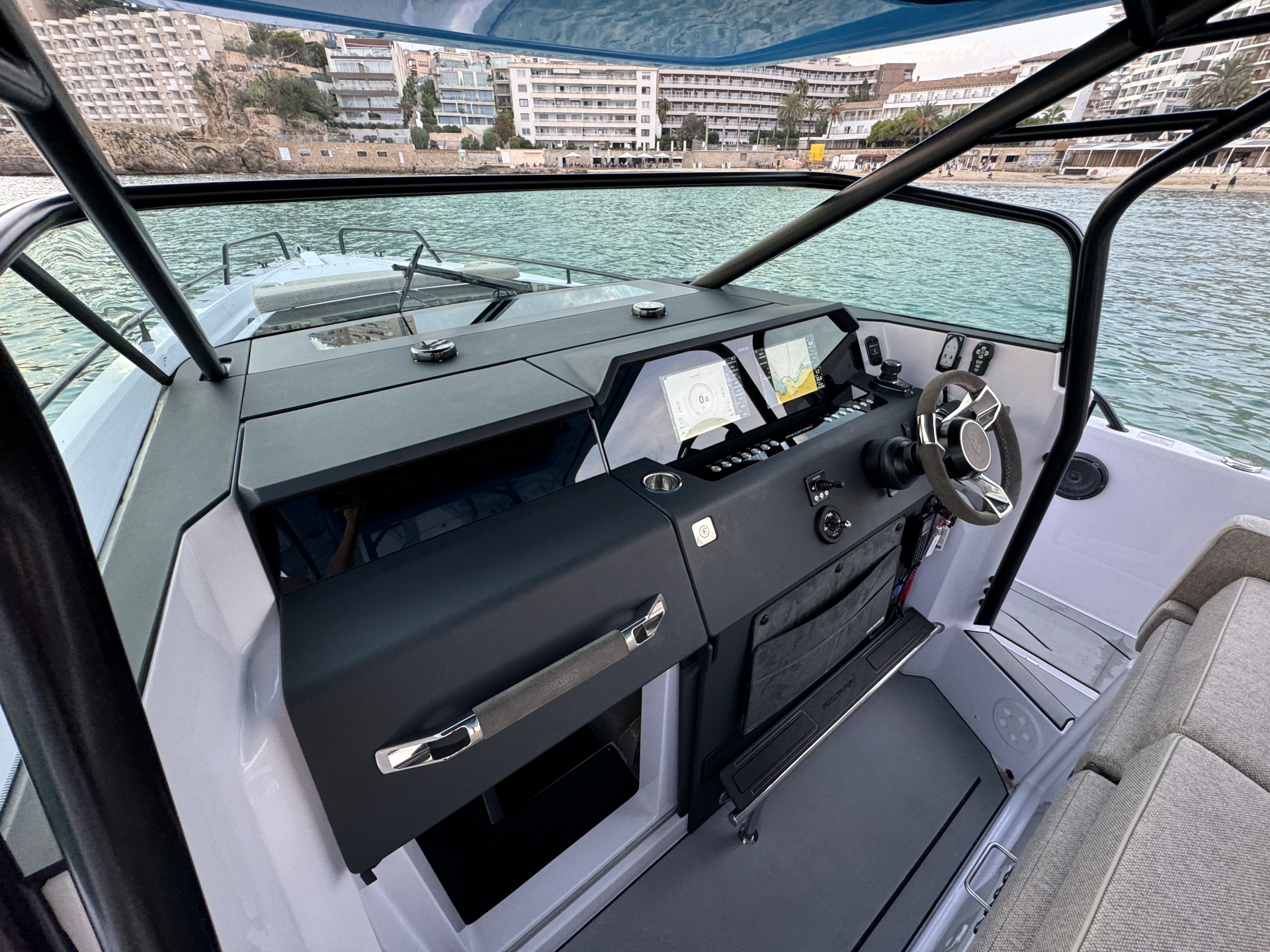 Picture 6 of announcement 30235