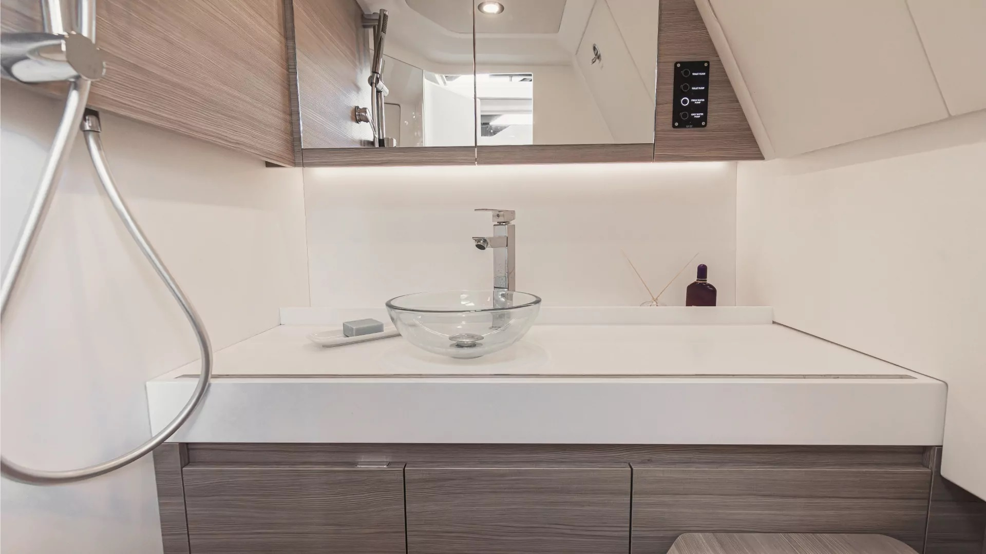 Picture 16 of announcement 30571